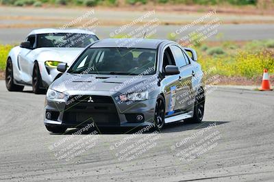 media/May-04-2024-Team Topak Racing (Sat) [[1dff1aa745]]/Inter Low 1/Session 2/